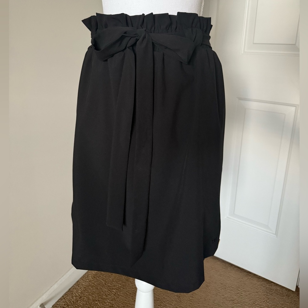 ALBION FIT Black Bow Skirt - NWT